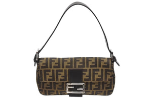 極美品 FENDI フェンディ マンマバケット ワンショルダーバッグ 26424 ズッカ柄 キャンバス レザー ブラウン シルバー金具 中古 4b006012