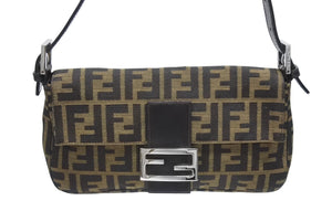 極美品 FENDI フェンディ マンマバケット ワンショルダーバッグ 26424 ズッカ柄 キャンバス レザー ブラウン シルバー金具 中古 4b006012