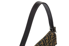Load image into Gallery viewer, 極美品 FENDI フェンディ マンマバケット ワンショルダーバッグ 26424 ズッカ柄 キャンバス レザー ブラウン シルバー金具 中古 4b006012