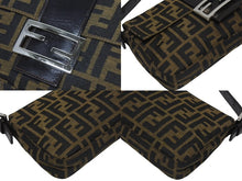 Load image into Gallery viewer, 極美品 FENDI フェンディ マンマバケット ワンショルダーバッグ 26424 ズッカ柄 キャンバス レザー ブラウン シルバー金具 中古 4b006012