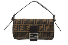 Load image into Gallery viewer, 極美品 FENDI フェンディ マンマバケット ワンショルダーバッグ 26424 ズッカ柄 キャンバス レザー ブラウン シルバー金具 中古 4b006013