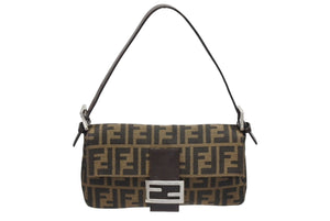 極美品 FENDI フェンディ マンマバケット ワンショルダーバッグ 26424 ズッカ柄 キャンバス レザー ブラウン シルバー金具 中古 4b006016