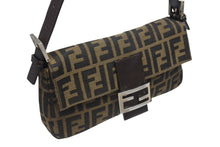 Load image into Gallery viewer, 極美品 FENDI フェンディ マンマバケット ワンショルダーバッグ 26424 ズッカ柄 キャンバス レザー ブラウン シルバー金具 中古 4b006016