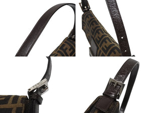 極美品 FENDI フェンディ マンマバケット ワンショルダーバッグ 26424 ズッカ柄 キャンバス レザー ブラウン シルバー金具 中古 4b006016