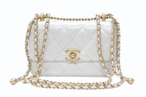CHANEL シャネル ミニマトラッセ ショルダーバッグ AS2615 ココマーク ラムスキン ホワイト ゴールド金具 美品 中古 4b006023