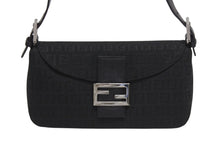 Load image into Gallery viewer, FENDI フェンディ マンマバケット ワンショルダーバッグ FF ズッキーノ柄 キャンバス レザー ブラック シルバー金具 美品 中古 4b006028