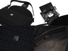 Load image into Gallery viewer, FENDI フェンディ マンマバケット ワンショルダーバッグ FF ズッキーノ柄 キャンバス レザー ブラック シルバー金具 美品 中古 4b006028
