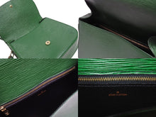 Load image into Gallery viewer, 極美品 LOUIS VUITTON ルイヴィトン ショルダーバッグ サンクルーGM M52194 エピレザー グリーン ゴールド金具 中古 4b006046