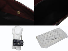 Load image into Gallery viewer, 極美品 CHANEL シャネル Wフラップ 23 ショルダーバッグ ラムスキン ランダム マトラッセ ゴールド金具 ブラック 中古 4b006049