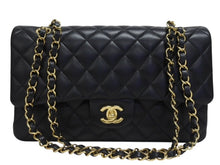 Load image into Gallery viewer, 極美品 CHANEL シャネル Wフラップ 23 ショルダーバッグ ラムスキン ランダム マトラッセ ゴールド金具 ブラック 中古 4b006049