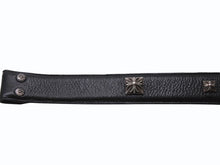 Load image into Gallery viewer, CHROME HEARTS クロムハーツ BLT ベルト ストラップ ピラミッドスタッズ サイズ32 ブラック レザー シルバー925 美品 中古 4b006068