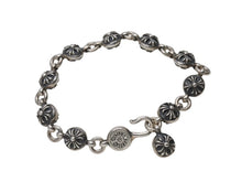 Load image into Gallery viewer, 極美品 CHROME HEARTS クロムハーツ クロスボール ブレスレット CHクロス 10コマ 重量約67,5g シルバー925 中古 4b006069