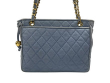 Load image into Gallery viewer, CHANEL シャネル マトラッセライン ショルダーバッグ 2番台 キャンバス カーフスキン ゴールド金具 良品 中古 4b006078
