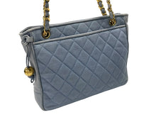 Load image into Gallery viewer, CHANEL シャネル マトラッセライン ショルダーバッグ 2番台 キャンバス カーフスキン ゴールド金具 良品 中古 4b006078