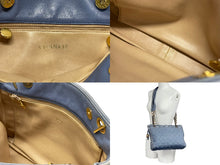 Load image into Gallery viewer, CHANEL シャネル マトラッセライン ショルダーバッグ 2番台 キャンバス カーフスキン ゴールド金具 良品 中古 4b006078
