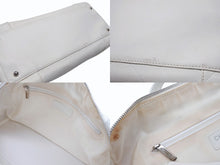 Load image into Gallery viewer, CHANEL シャネル シェブロン Vステッチ ハンドバッグ 10番台 A30899 ココマーク ホワイト シルバー金具 美品 中古 4b006082