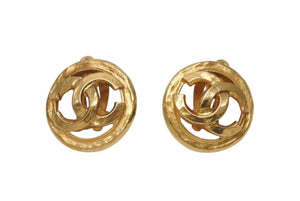 極美品 CHANEL シャネル ココマーク ラウンドイヤリング 重量約15.2g 04P刻印 ゴールド メタル GP 両耳用 中古 4b006098