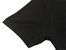 Load image into Gallery viewer, CHROME HEARTS クロムハーツ 半袖Tシャツ サイズS スクロールラベルロゴ プリント ブラック ホワイト 美品 中古 4b006110