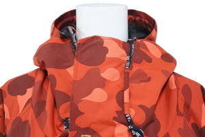 極美品 A BATHING APE アベイシングエイプ スノーボードジャケット カモ柄 1ST 0ZXLJM140003M ナイロン レッド サイズL 中古 4b006111