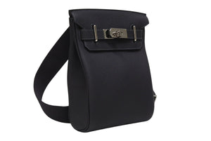 新品同様 エルメス HERMES アッカドPM W刻印 ワンショルダーバッグ ネイビー トゴ 新型 シルバー金具 中古 4b006138