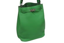 Load image into Gallery viewer, 新品同様 HERMES エルメス ソーケリー26 バンブー ワンショルダーバッグ □R刻印 トリヨンクレマンス シルバー金具 中古 4b006139