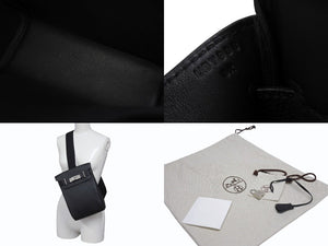 新品同様 エルメス HERMES アッカドPM U刻印 ワンショルダーバッグ ブラック トゴ 新型 シルバー金具 中古 4b006140