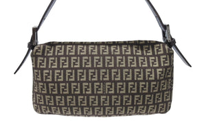 極美品 FENDI フェンディ ズッキーノ柄 マンマバケット ワンショルダーバッグ 8BR000 ブラウン ガンメタリック金具 中古 4b006144