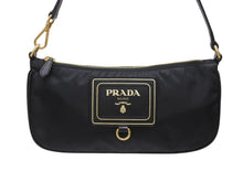 Load image into Gallery viewer, 新品未使用 PRADA プラダ ワンショルダーバッグ ナイロン サフィアーノレザー ブラック イタリア製 ゴールド金具 中古 4b006145