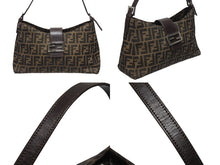 Load image into Gallery viewer, FENDI フェンディ マンマバケット ワンショルダーバッグ 26424 ズッカ柄 ブラウン キャンバス レザー シルバー金具 美品 中古 4b006181