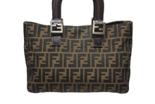 Load image into Gallery viewer, FENDI フェンディ ハンドバッグ トートバッグ ズッカ柄 キャンバス ブラウン ゴールド金具 美品 中古 4b006183