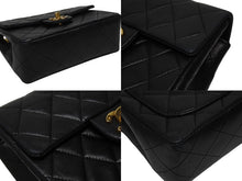 Load image into Gallery viewer, 極美品 CHANEL シャネル ミニマトラッセ 17 チェーンショルダーバッグ 1番台 ラムスキン ココマーク ブラック ゴールド金具 中古 4b006189
