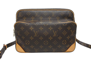 極美品 LOUIS VUITTON ルイヴィトン ナイル ショルダーバッグ M45244 モノグラム ブラウン PVC レザー ゴールド金具 中古 4b006192