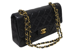 極美品 CHANEL シャネル マトラッセ23 Wフラップ Wチェーンショルダーバッグ A01113 2番台 ココマーク ラムスキン ブラック 中古 4b006199
