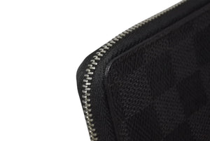 ルイヴィトン ルイヴィトン ジッピーコインパース ダミエグラフィット N63076 フランス製 PVC ブラック シルバー 美品 中古 4b006205 