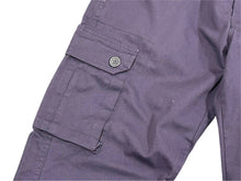 Load image into Gallery viewer, TRUE RELIGION トゥルーレリジョン カーゴパンツ ひロゴ アメリカ製 コットン ネイビー サイズ38 美品 中古 4b006224