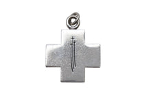 Load image into Gallery viewer, CHROME HEARTS クロムハーツ NYC 3RS CROSS クロス ペンダントトップ 重量約12.5g ホースシュー ニューヨーク限定 美品 中古 4b006245