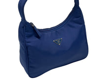 Load image into Gallery viewer, 極美品 PRADA プラダ ホーボー ハンドバッグ トライアングルロゴ 三角プレートロゴ ブルー ナイロン シルバー金具 イタリア製 中古 4b006248