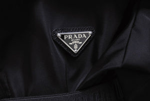 極美品 PRADA プラダ Re-Nylon リナイロン トライアングルロゴプレート フーデッドジャケット 292255 S000 1WQ8 ブラック サイズ36 中古 4b006250