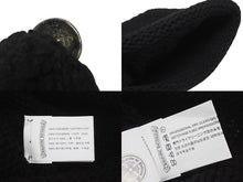 Load image into Gallery viewer, 極美品 CHROME HEARTS クロムハーツ BSフレア レザーパッチ ニットキャップ BSフレア ボタン ビーニー カシミヤ ブラック ONE SIZE 中古 4b006254