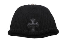 Load image into Gallery viewer, 極美品 CHROME HEARTS クロムハーツ クロスパッチ ニットキャップ ビーニー カシミヤ レザー シルバー925 ブラック ONE SIZE 中古 4b006256