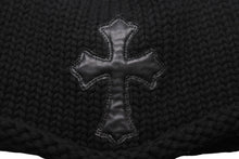 Load image into Gallery viewer, 極美品 CHROME HEARTS クロムハーツ クロスパッチ ニットキャップ ビーニー カシミヤ レザー シルバー925 ブラック ONE SIZE 中古 4b006256
