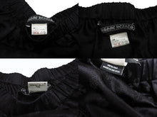 Load image into Gallery viewer, CHROME HEARTS クロムハーツ オールド 総柄 マルチモチーフ シルク ミニスカート ブラック 美品 中古 4b006257