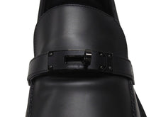 Load image into Gallery viewer, 新品同様 HERMES エルメス モカシン イコン ケリー金具 シューズ ローファー WS241934ZA 2310 ヴォーグラッセ ブラック 中古 4b006290