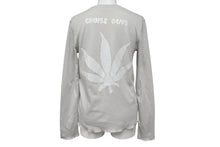Load image into Gallery viewer, VINTAGE ヴィンテージ ロングスリーブTシャツ 長袖Tシャツ バックプリント 大麻柄 マリファナ コットン グレー サイズS 美品 中古 4b006317