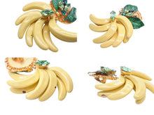 Load image into Gallery viewer, DOLCE&amp;GABBANA ドルチェアンドガッバーナ イヤリング 重量約66.8g バナナ ブラス ラタン ラインストーン 美品 中古 4b006324