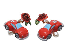 Load image into Gallery viewer, 極美品 DOLCE&amp;GABBANA ドルチェアンドガッバーナ イヤリング 重量約33.9g フェイクパール ラインストーン 薔薇 車 中古 4b006333