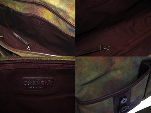 極美品 CHANEL シャネル エンブロイダリー メッセンジャーバッグ 21番台 A92790 グラフィティ カーキ ココマーク 中古 4b006339