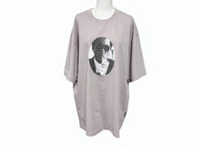 Load image into Gallery viewer, 新品未使用 Victoria HongKong ヴィクトリアホンコン 半袖Ｔシャツ グレー プリント サイズL TPVICTORIAT2 中古 4b006362