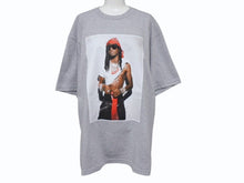 Load image into Gallery viewer, 新品未使用 Supreme シュプリーム Playboi Carti プレイボイ カルティ PHOTO TEE 半袖Ｔシャツ グレー サイズM FW25T50 中古 4b006365