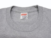 Load image into Gallery viewer, 新品未使用 Supreme シュプリーム Playboi Carti プレイボイ カルティ PHOTO TEE 半袖Ｔシャツ グレー サイズM FW25T50 中古 4b006365
